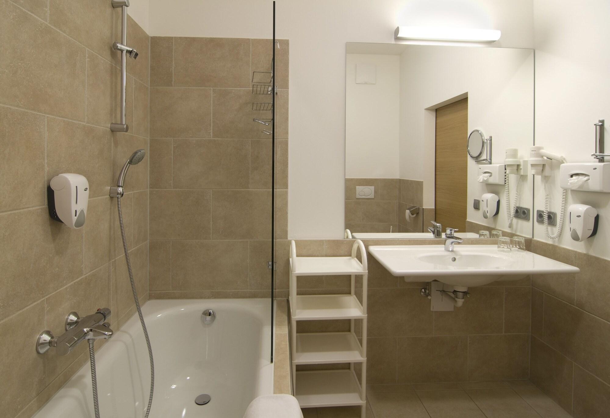 Hotel Braeuwirt Kirchberg in Tirol Kültér fotó